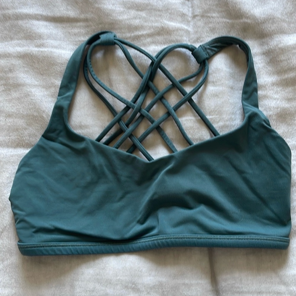 Lululemon sports bra, green, size 6